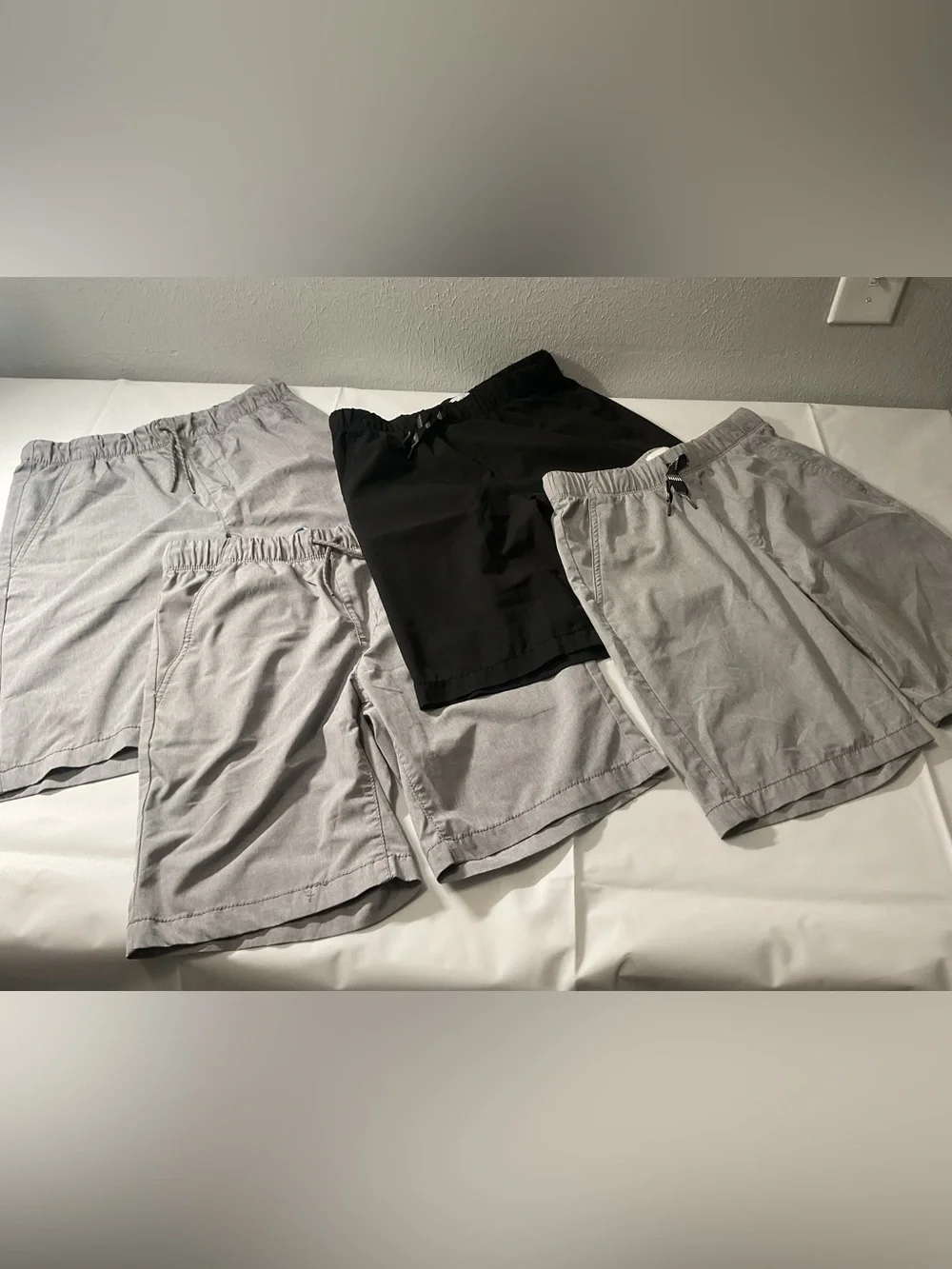 Old Navy Men's Drawstring Shorts in Black and Light Gray - Pack of 2